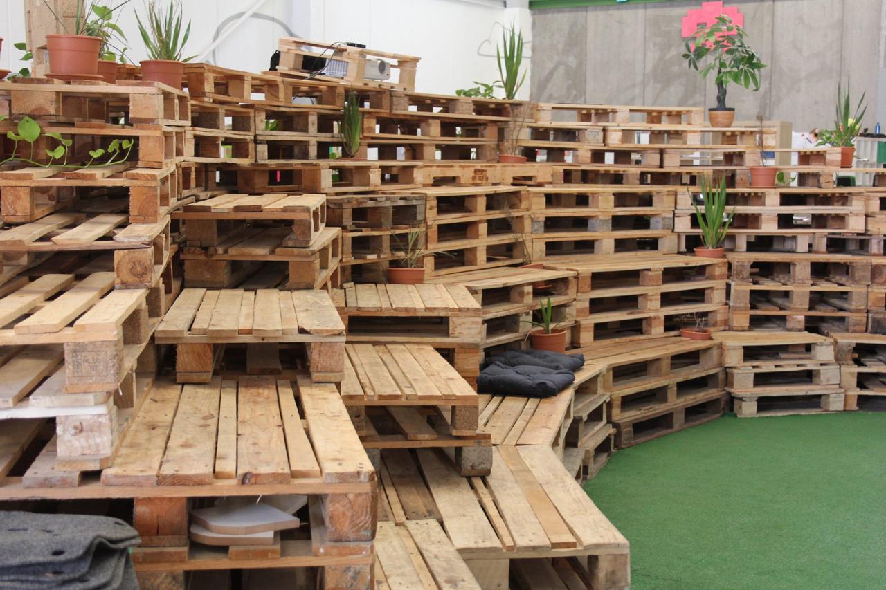 Muebles de jardín reciclados: opción sostenible y creativa